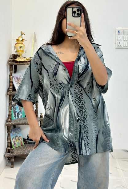 Oversized vintage shirt (42-44)