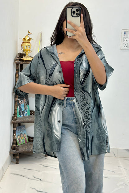 Oversized vintage shirt (42-44)