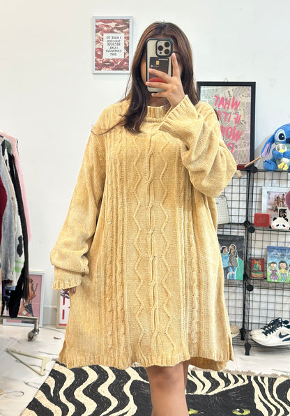 Korean oversized sweater (48-50)