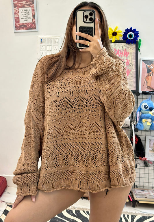 Oversized crochet sweater (42-46)