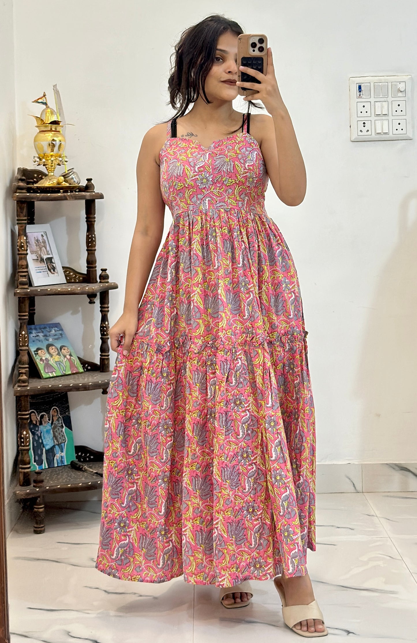 Pretty cotton dress (M-L)