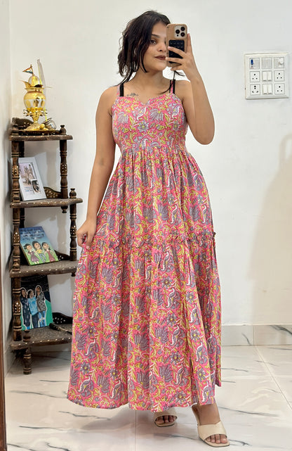 Pretty cotton dress (M-L)