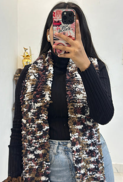 Woollen pretty muffler