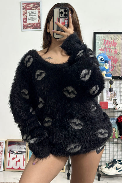 Pretty oversized furry sweater (46-48)