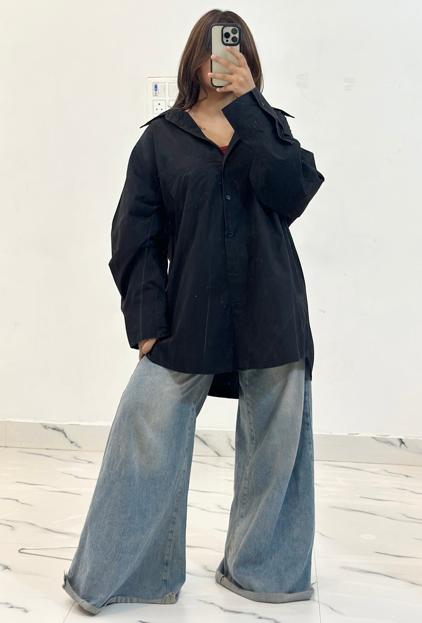 Oversized black shirt (42-44)