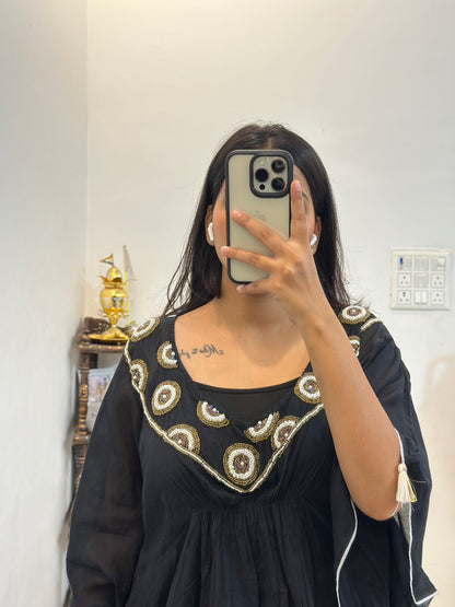 Pretty embroidered kaftan (42-44)