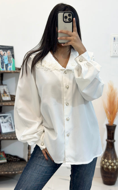 Pretty white oversized shirt (42-44)