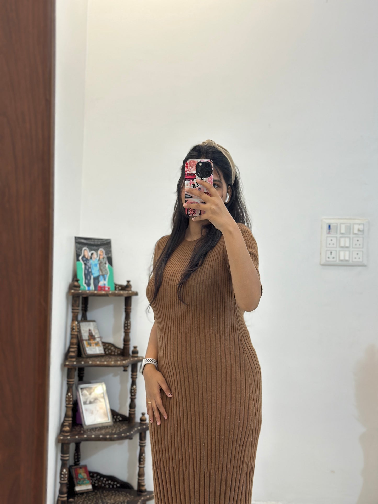 Brown woollen dress (34-38)