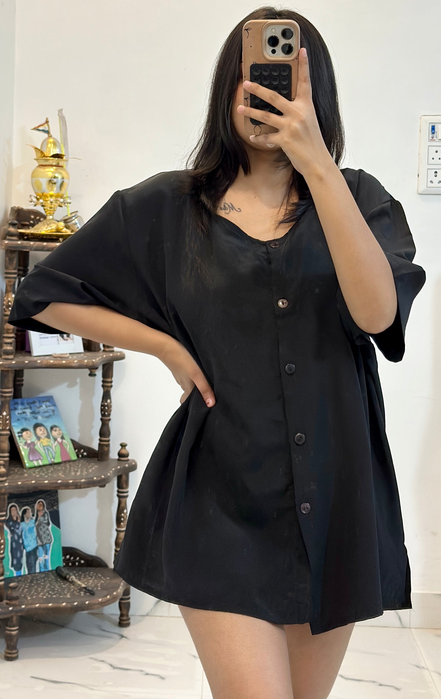 Oversized black top (42-44)