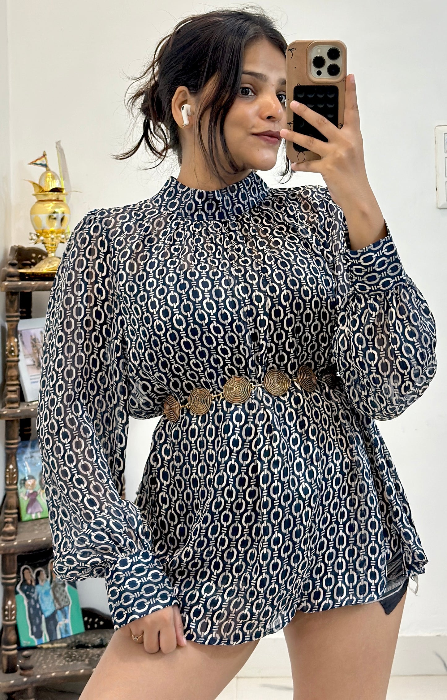 Oversized pretty top (40-42)