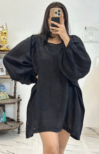 Pretty oversized top (44-46)