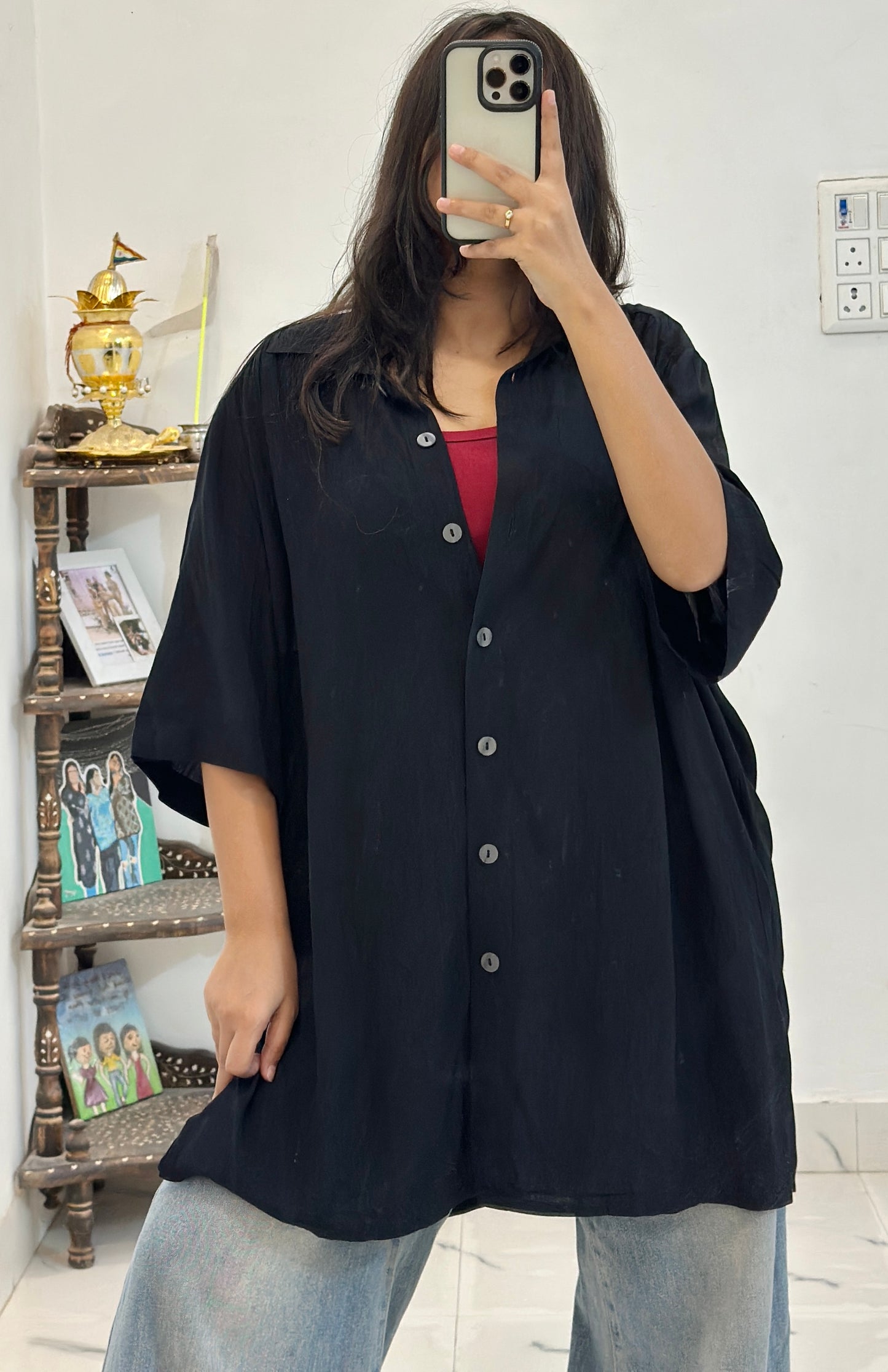 Oversized black shirt (44-46)