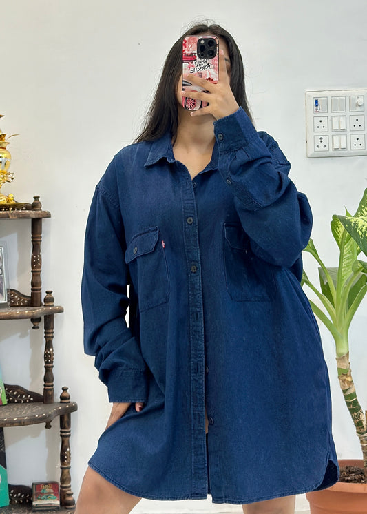Oversized denim shirt (Upto 50) levis