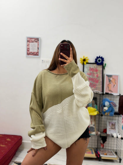 Oversized Korean sweater (42-44)